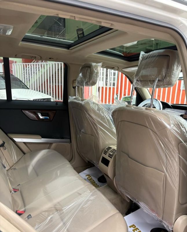 Thumbnail 6 of 2010 Mercedes-Benz GLK-Class